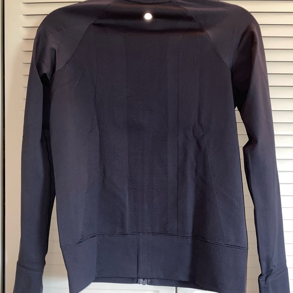 Lululemon Open Stride Run Bomber - Picture 3 of 5